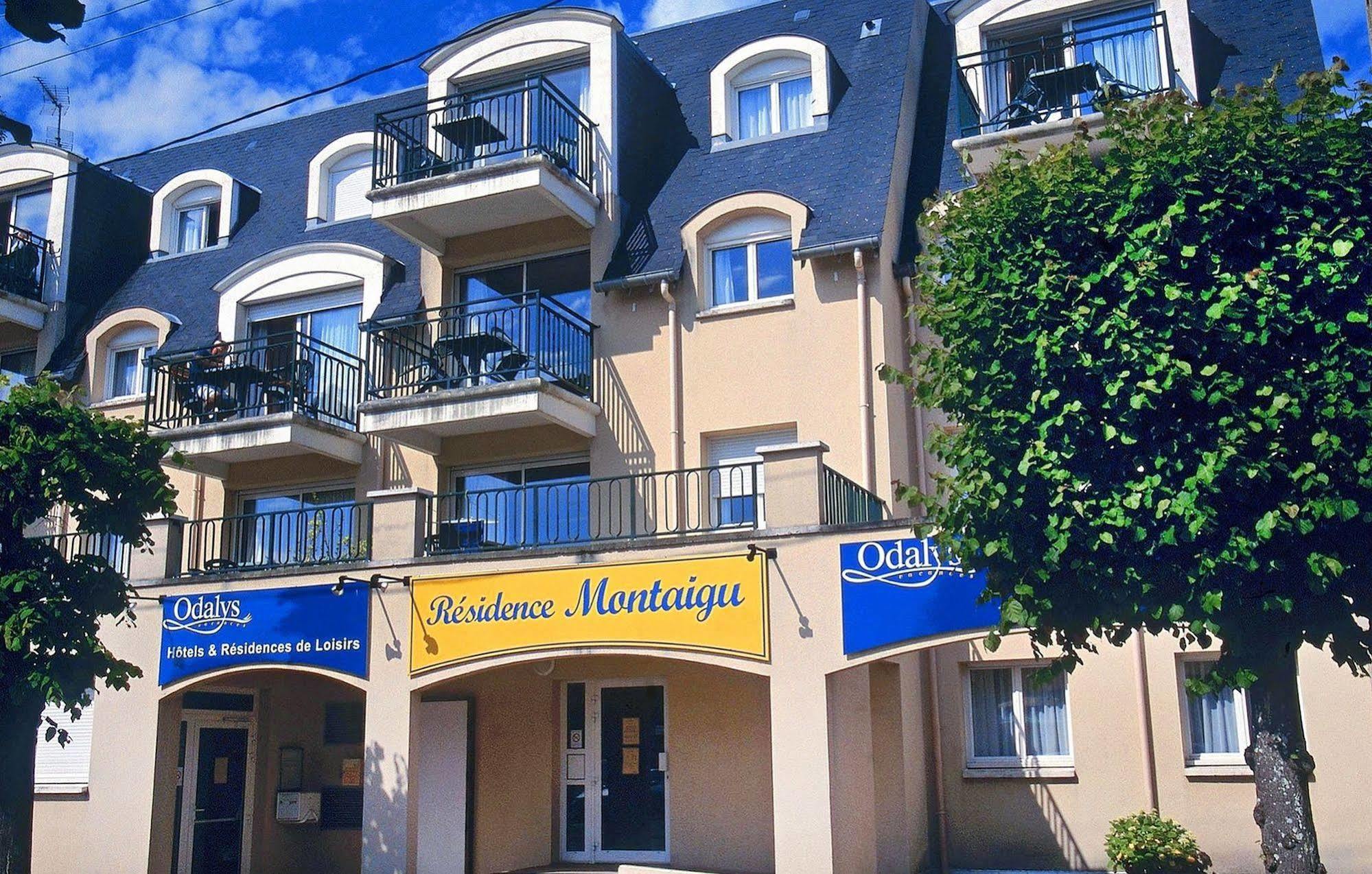 Montaigu Aparthotel Cabourg Exterior photo